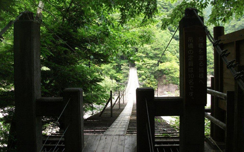 アンリ流パワースポットの廻り方「命がけの恋愛祈願と美人湯で美肌成就！寸又峡」