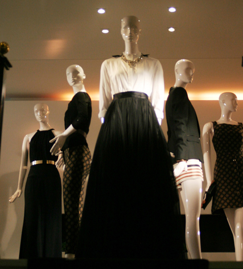 2013年春夏ファッショントレンドパリコレ速報【4】　TARA　JARMONの展示会