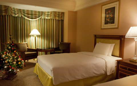 クリスマスどうする？ 働く女子は“アーリークリスマス”！