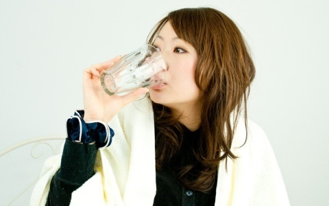 組み合わせで美肌効果アップ！　サプリの上手な選び方