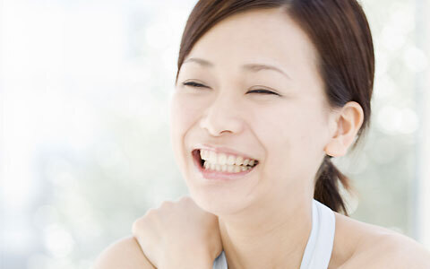 クリスマス＆年末年始に要注意！ ●●で歯の美しさがdown!? 新年を白くきれいな歯で迎えるための“6つのポイント”とは