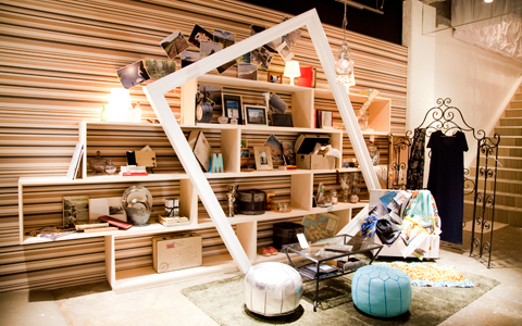 原宿に女子力UPスポット期間限定オープン！人気モデルらによるスマホの新たな楽しみ方