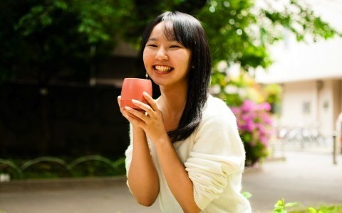 男性を夢中にさせる2つの会話テクニック