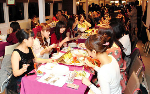 男子禁制！豪華クルーザーの『コラ活』女子会パーティに潜入！