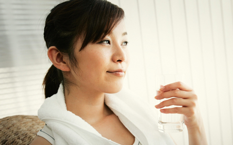 キレイにダイエットしたいあなた必見！　酵素ドリンクで内側からきれいに