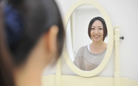 顔くすんでる!? すぐに透明感ある肌を手に入れる簡単テク