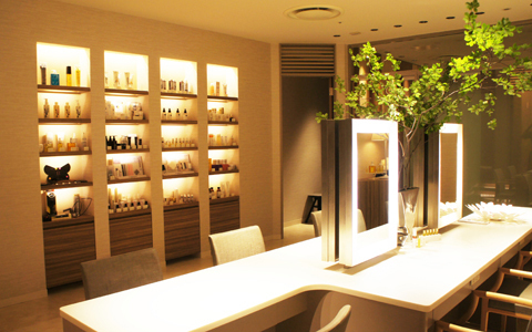 新宿伊勢丹ビューティアポセカリー、spa by ukaでナチュラルコスメを堪能