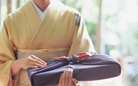 お金持ちの男性に、長く愛される女性とは？