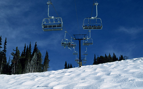 ゲレンデで恋に落ちる?! やって損は無いウィンタースポーツ