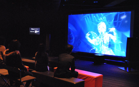 ほぼ原音で上映されるMISIAのライブが凄い！　王様席で「つつみ込むように…」感涙視聴