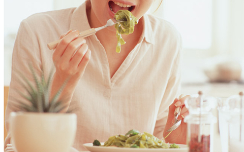お腹いっぱい食べても大丈夫？　糖質をコントロールしてヤセる！