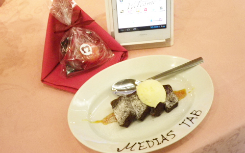 女子力アップの秘策は●●だった？　オスカーモデルと過ごす女子会に潜入