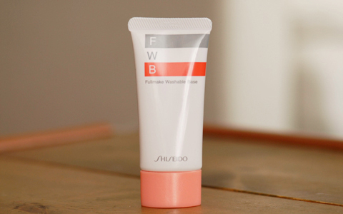 お湯で落ちる下地「FWB」がスゴイ！ フルメークをお湯で落とせる時代がやってきた！