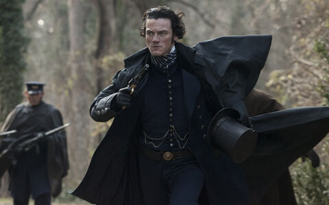 『推理作家ポー 最期の5日間』インタビュー、ルーク・エヴァンスが警視に挑戦　