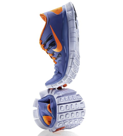 アクティブ女子に人気！　裸足感覚のシューズとは