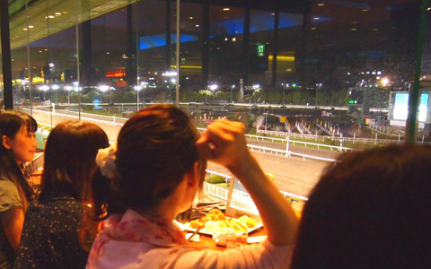 【プレゼントあり】大好評第2弾！ おいしい料理と優雅な空間で、競馬を見ながらリッチな女子会♪