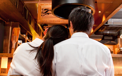 「妻と別れたい」って本当？ 不倫をする男の気持ちと女の現実【えりっく＆月子の恋愛総研】