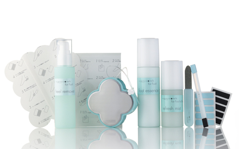 素足が露出するシーズン到来！　使いやすい足のケアアイテムとは？