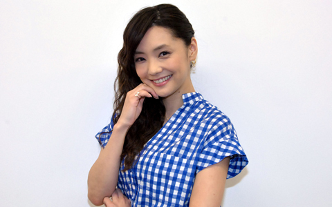 倉科カナの清々しい笑顔の秘密に迫る！ そのマインドを、頑張って働く独身女子に伝授