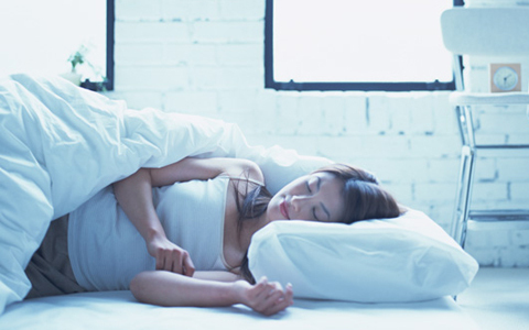 ジメジメ熱帯夜を吹き飛ばす快眠法