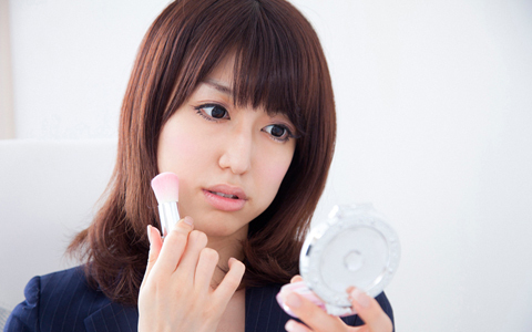 「整形メイクは…」、 男性が本当に好きな女性のメイク　