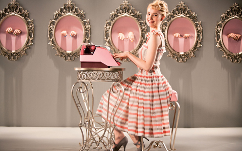 ヘップバーンの再来？ キュート＆天然キャラが話題の映画『タイピスト！』デボラ・フランソワ、インタビュー