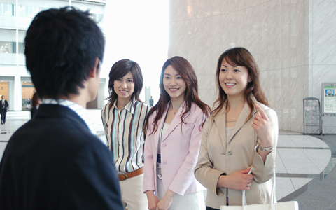 婚活中の女性必見、出会いの幅を広げるコツとは