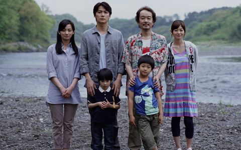 カンヌでも大絶賛『そして父になる』尾野＆真木ダブルインタビュー