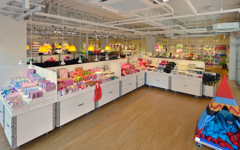 本日OPEN！　噂のプチプラかわいい雑貨ストア「フライング タイガー コペンハーゲン」に潜入