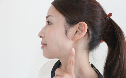 1日1分、顎のラインを綺麗にする方法