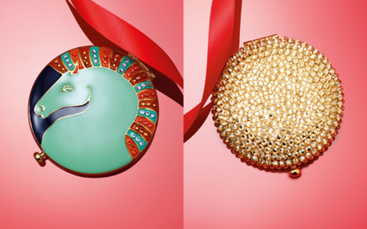 エスティ ローダーの練香水のモチーフは 幸運のお守り 自分へのご褒美と来年のお守りに ウーマンエキサイト 2 2