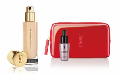 イヴ・サンローランのクリスマスキットでホリデーシーズンの肌を輝かせて