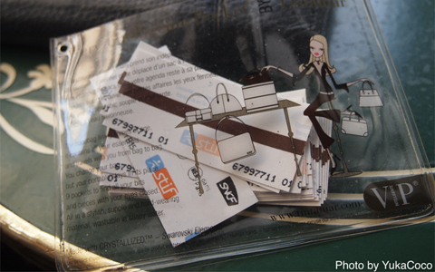 おしゃれパリジェンヌのバックの中身大公開！ こだわりアイテムのセレクト法【後編】