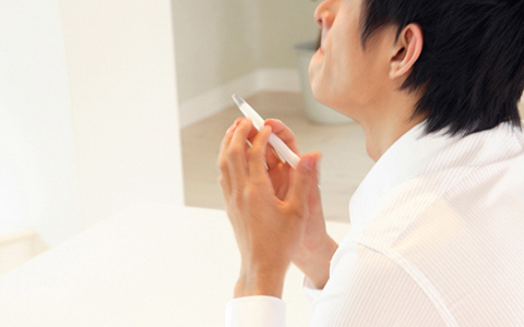 気持ちはあるのに…プロポーズを躊躇する男性の心情8選【前編】