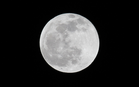 月のリズムにあわせた生活を、女性のココロとカラダとの密接な関係