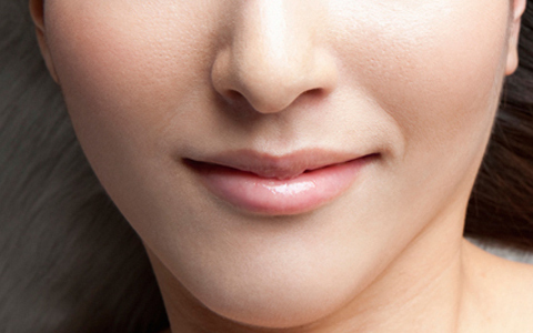 冬だってぷるんぷるん、唇の荒れ予防と重点ケア