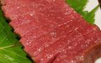 肉食女子必訪、リーズナブルに赤身肉を堪能できる「肉山」の赤身が美味しすぎる