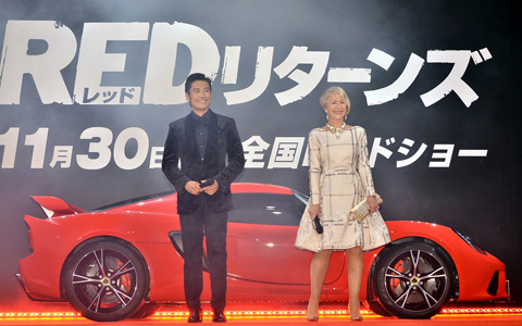 イ・ビョンホン、結婚後初来日でベテラン女優の演技に「バイガエシ！」