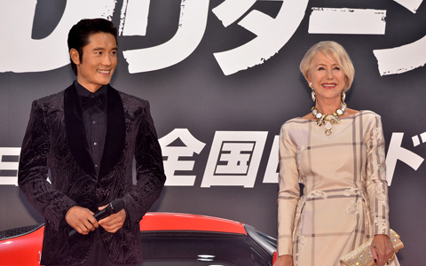 イ・ビョンホン、結婚後初来日でベテラン女優の演技に「バイガエシ！」