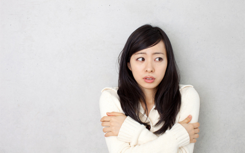 冷え性の人が常に身につけるべき、冬にはずせない5つの必須アイテム