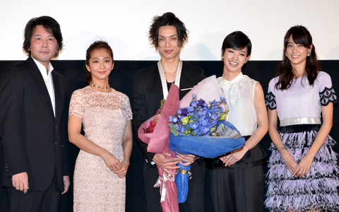 水嶋ヒロ、3年ぶりのスクリーン復帰作に剛力彩芽らと大号泣