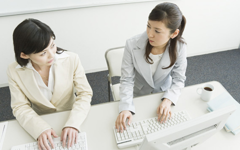 テンパっている時に使える、相手に不快を与えずお願いする方法【伝え方が9割】