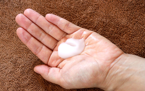 1日15秒でできる、簡単ほうれい線解消エクササイズ