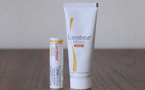 ひどい手荒れと唇荒れに悩む人に、口コミで話題のクリームをお試し