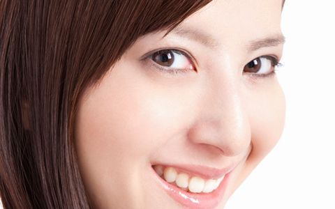 男性を引き寄せるために、メイク以外で目ヂカラをアップさせる方法6つ【前編】