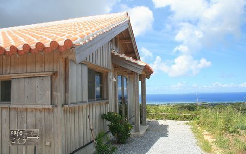 今一番行きたい！ 話題の沖縄カフェ、徹底紹介！