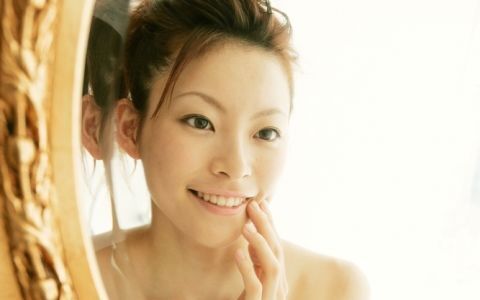 美肌の呪文「うなはだけつ」とは？　