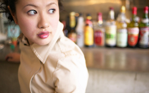 受け身女子が、積極的に恋を掴むには？【ひかりの恋愛お悩み相談】