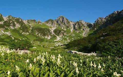 山登りのプロが初心者ＯＫの山を厳選！ 週末は信州の絶景山で山ガールデビュー