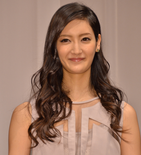 沢尻エリカ、楽屋で舌打ちをしていた過去を振り返る